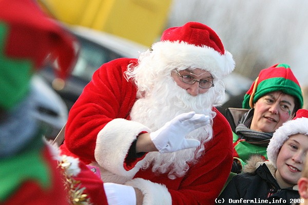 Dobbies Christmas Parade